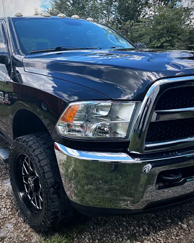 Black Ram 2500 front end with glossy paint and chrome